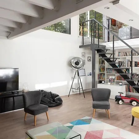 Spacious And Quiet With Shared Garden Issy-les-Moulineaux